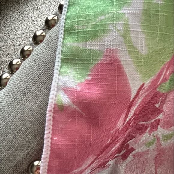 Maui Tea Rose Set of 4 Dinner Napkins Pink Green White Square - Picture 4 of 6